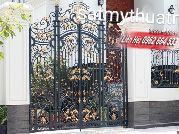 cửa cổng và hàng rào sắt nghệ thuật